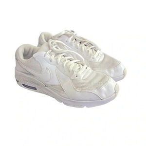 Nike AirMax White Sneakers Youth‎ Size 6 Sport Comfort